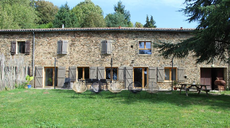 Gite equestre cheval Les Cammazes dans le Tarn 