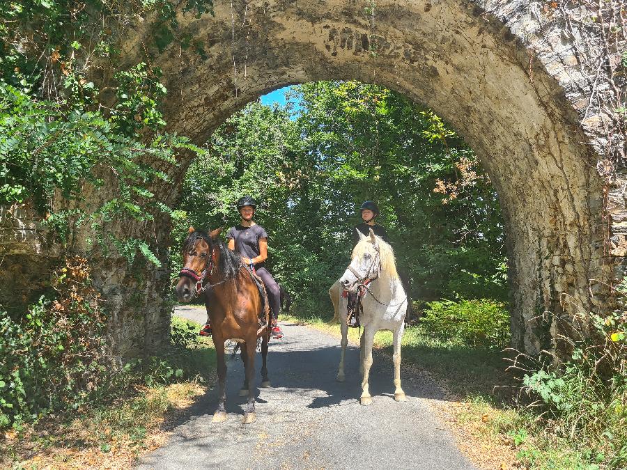 Sjour questre Aveyron Sgala photo 2