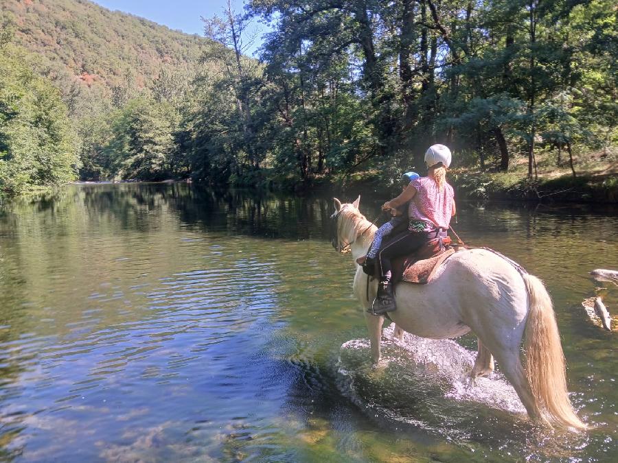 sejour Aveyron S�gala