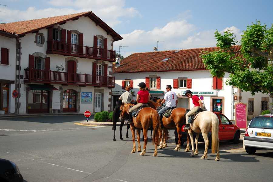 Séjour équestre Pyrénées-Atlantiques Pays Basque photo 3